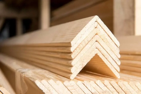 Уголок сосна цельный №33*33*2,0 Асорт